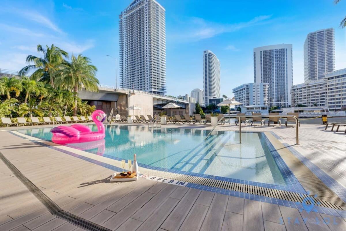 Infinite Views, Amazing Pool, Gym, Near Beach Hallandale Beach Kültér fotó