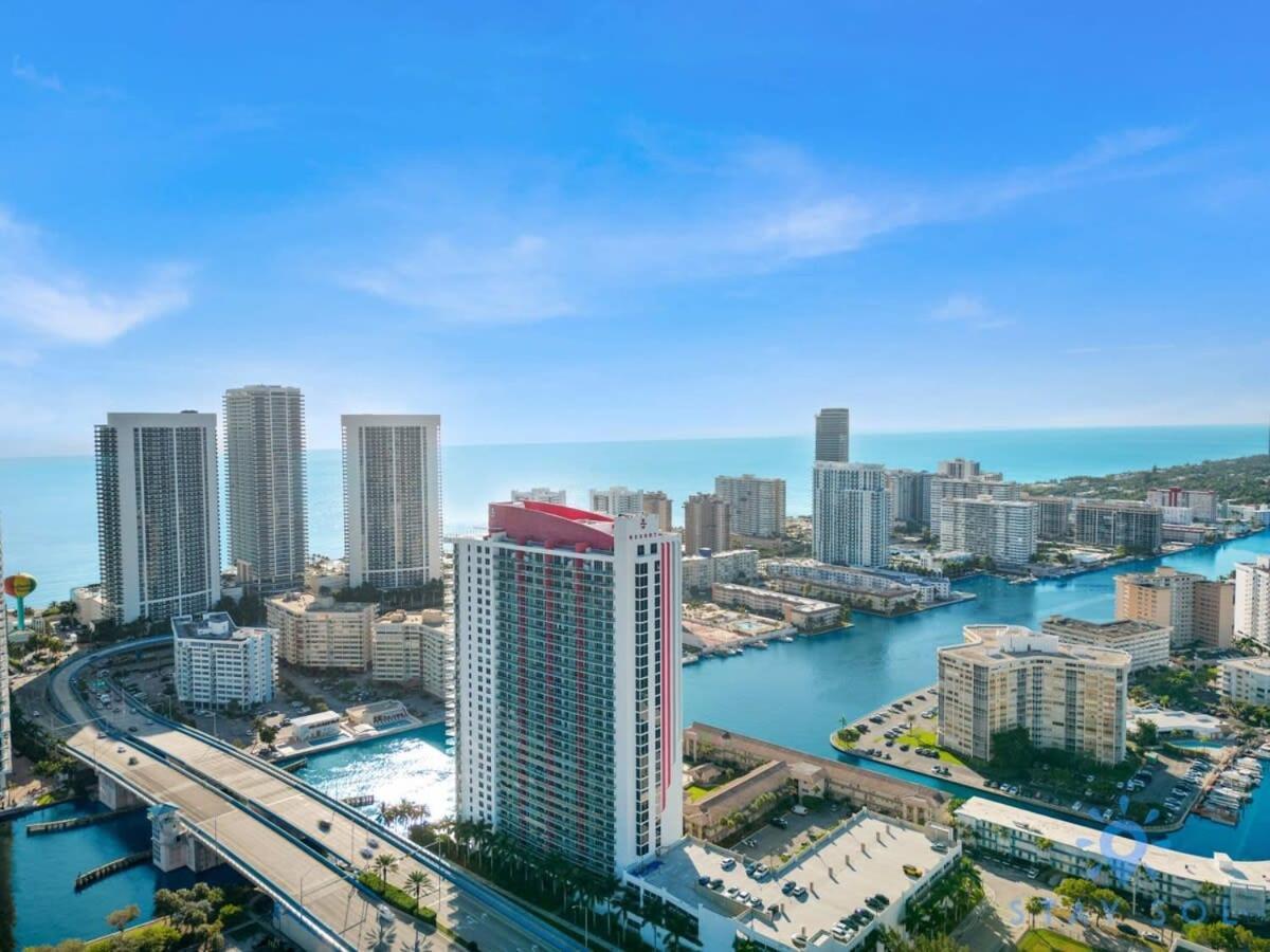 Infinite Views, Amazing Pool, Gym, Near Beach Hallandale Beach Kültér fotó