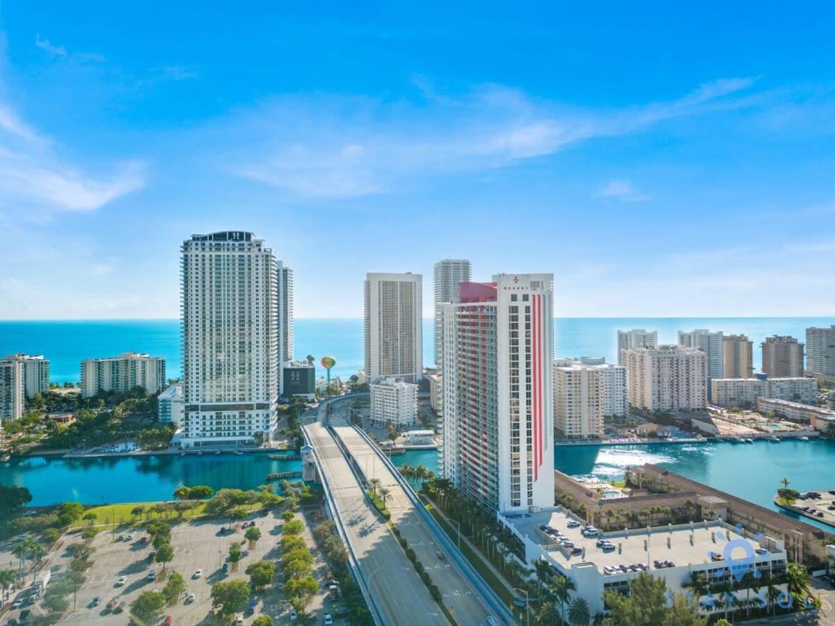 Infinite Views, Amazing Pool, Gym, Near Beach Hallandale Beach Kültér fotó
